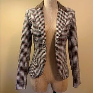 Lola blazer with suede collar and elbow patches